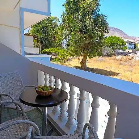 Finikas 3* Santorini Island