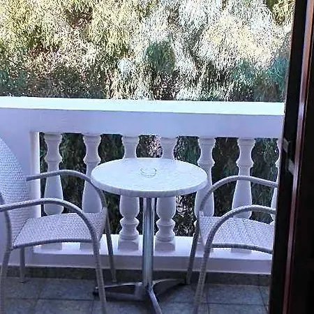Finikas